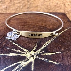 Chamilia bracelet sterling silver the Dream Big Spoken ID bangle